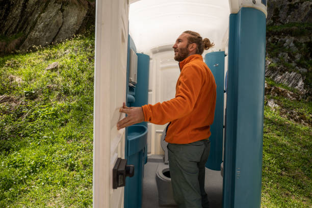 Affordable portable toilet rental in Santa Ana, CA